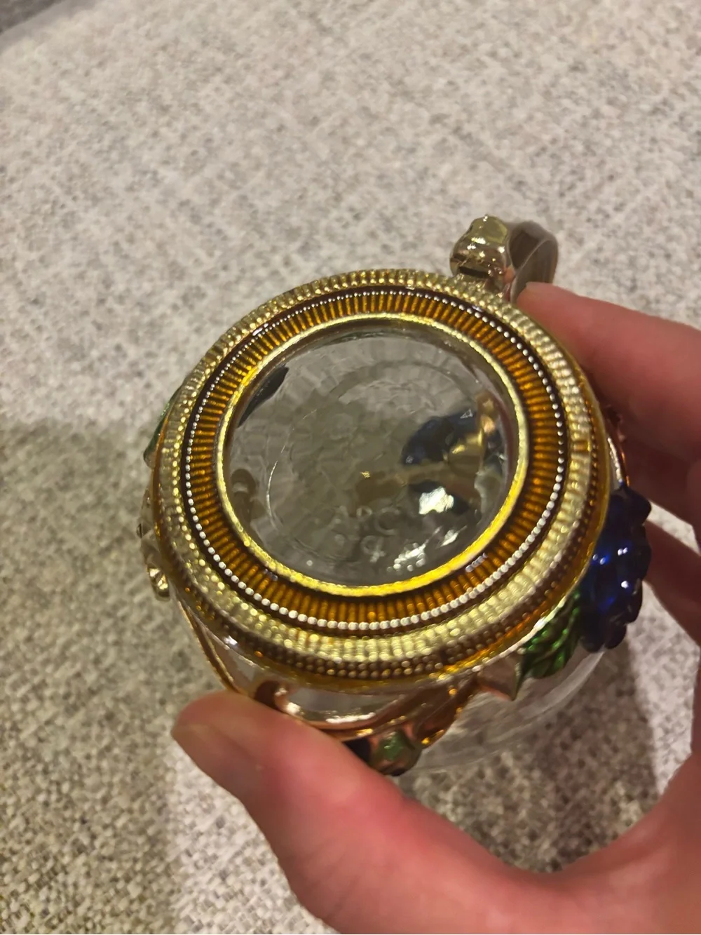 N/A clear glass